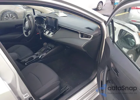 2022 Toyota Corolla Le z USA, uszkodzony, nr VIN 5YFEPMAE7NP359748